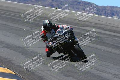 media/Apr-14-2024-SoCal Trackdays (Sun) [[70f97d3d4f]]/6-Bowl (1030am)/